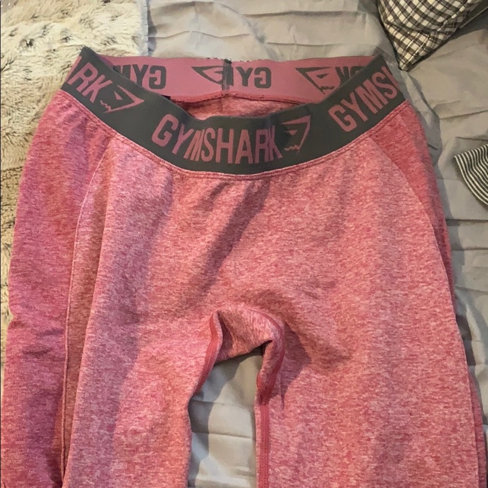 Pink gym shark leggings